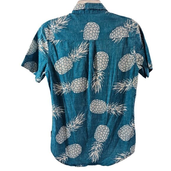 Brooklyn Cloth Men’s Pineapple Print Hawaiian SS Button Down Shirt - Size Small - Picture 12 of 16